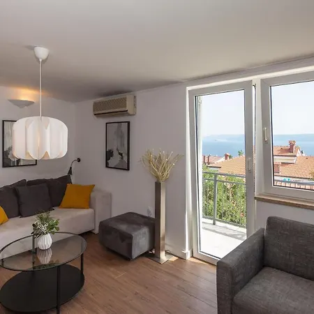 And Mira Apartment
