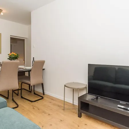 Appartement And Mira Crikvenica