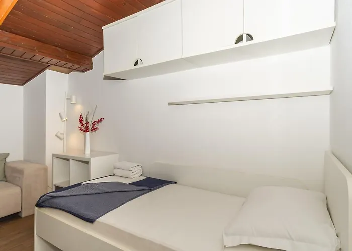 Appartement And Mira *