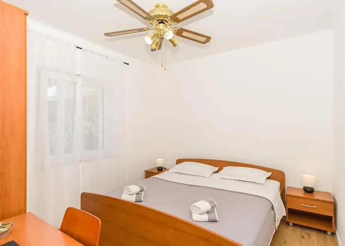 And Mira * Crikvenica