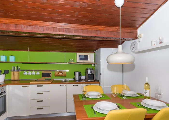 Appartement And Mira